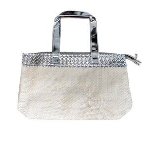 Elizabeth Arden Straw Bag Purse Silver Handle with 6 pc Sample Set New With Tags